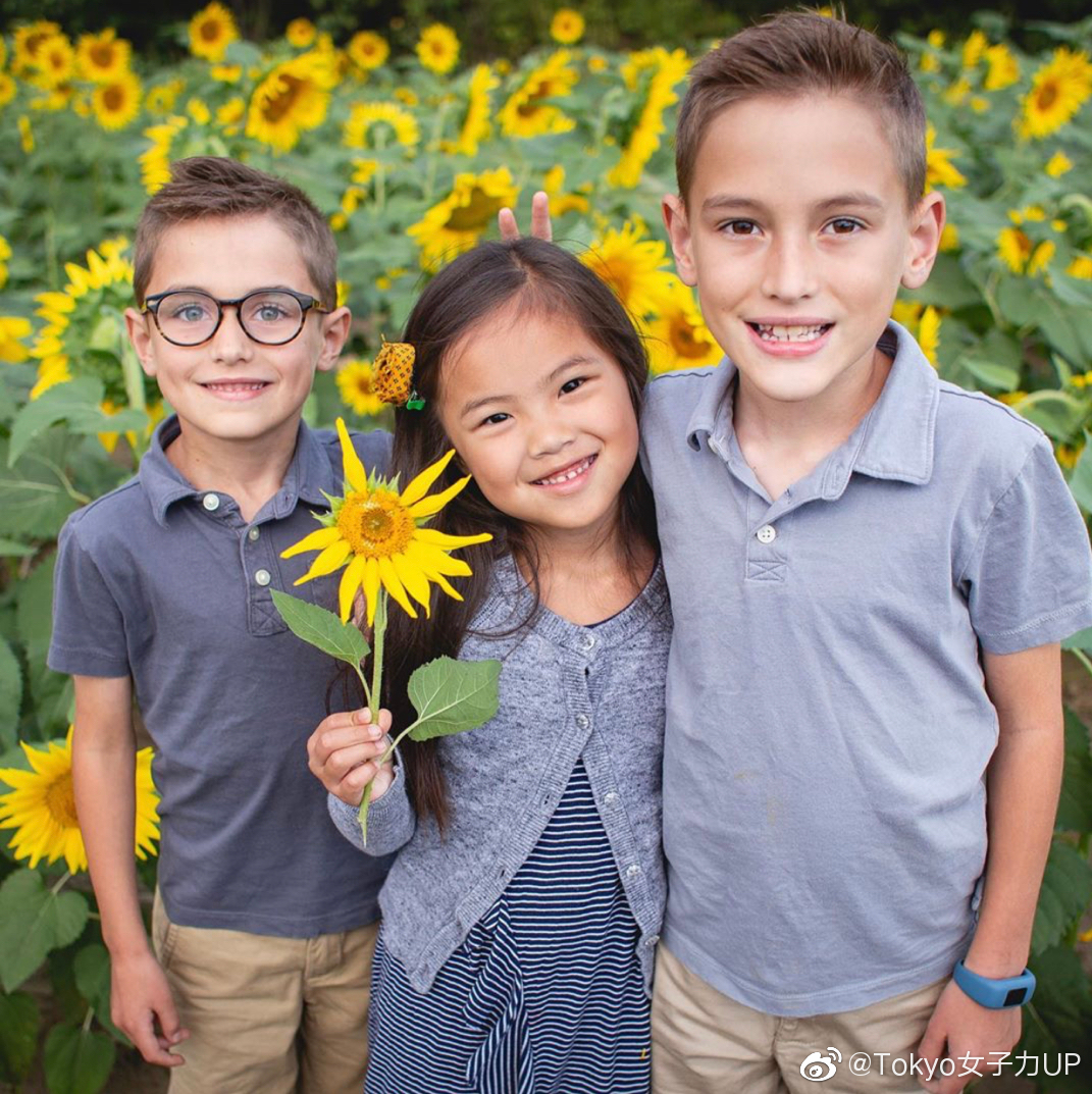 还记得四年前被美国夫妇收养的可爱的贵州小女孩小湘君吗?迄今为止