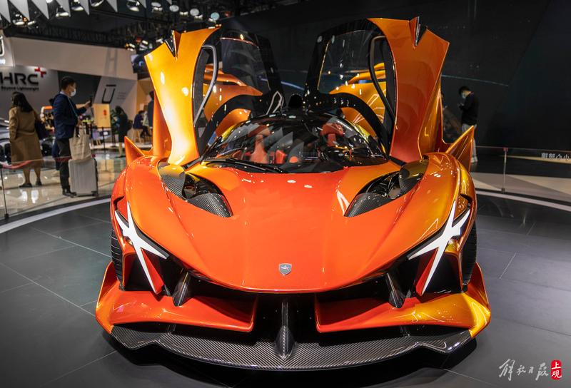 会亮相的全球限量10台全碳纤维超级跑车apollo(阿波罗)ie升级版apollo