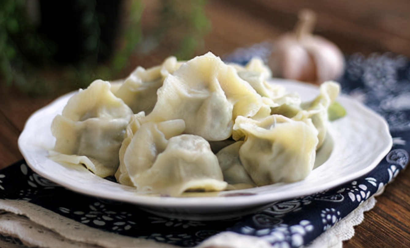 荠菜做馅要不要焯水记住3要点包成饺子鲜香美味口感好
