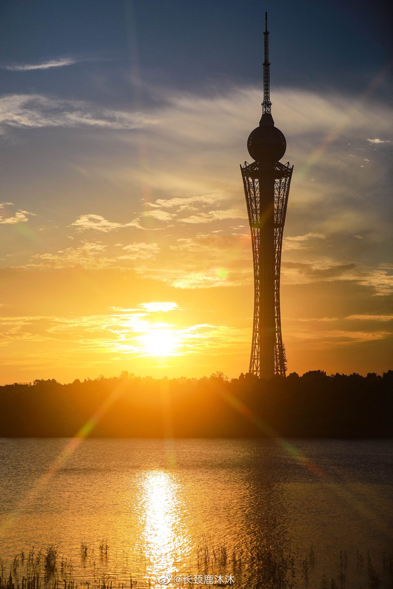 拍了拍六安月亮岛的夕阳