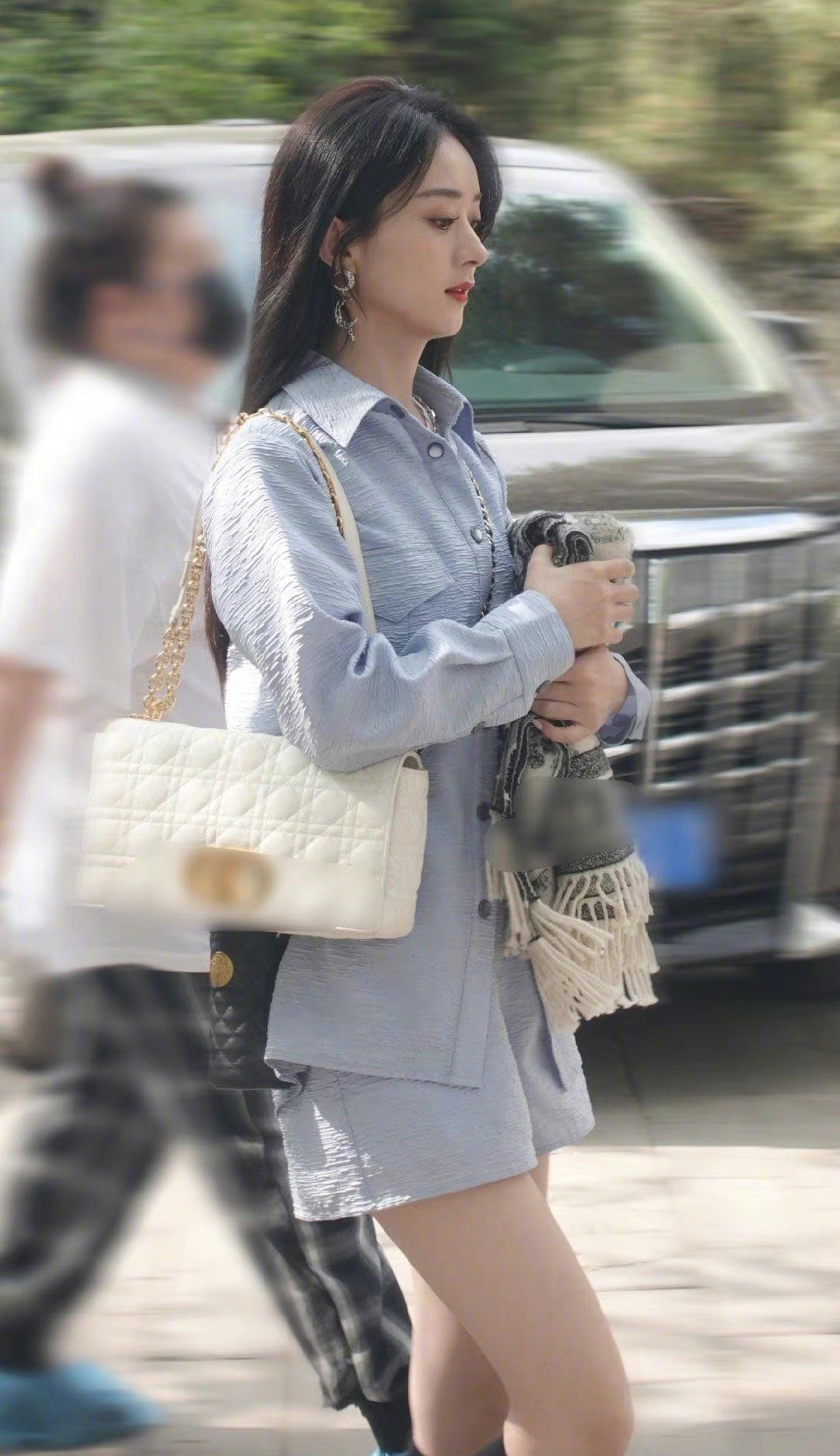 赵丽颖拜托了冰箱生图路透,颖宝的状态真的好好呀!_高清图集_新浪网