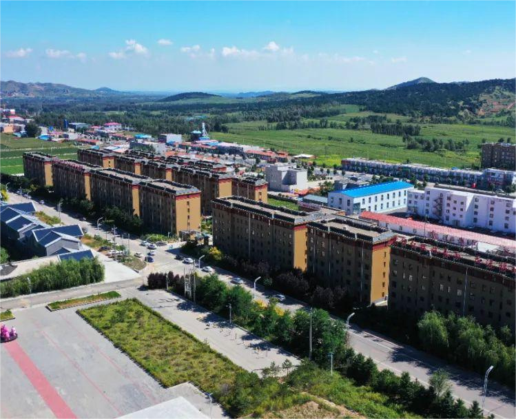 通辽市奈曼旗青龙山镇搬迁群众的幸福密码