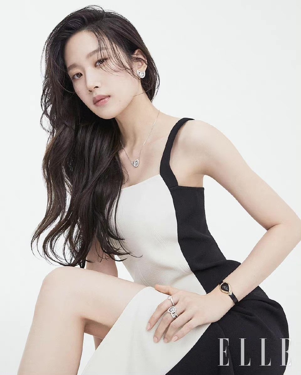 文佳煐xelleaccessorieskorea四月刊