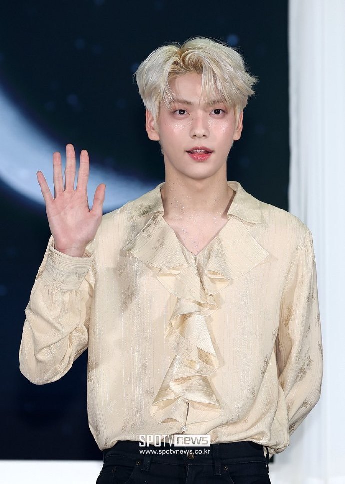 崔秀彬生图状态好好是亮晶晶的仙子啊高贵的小王子