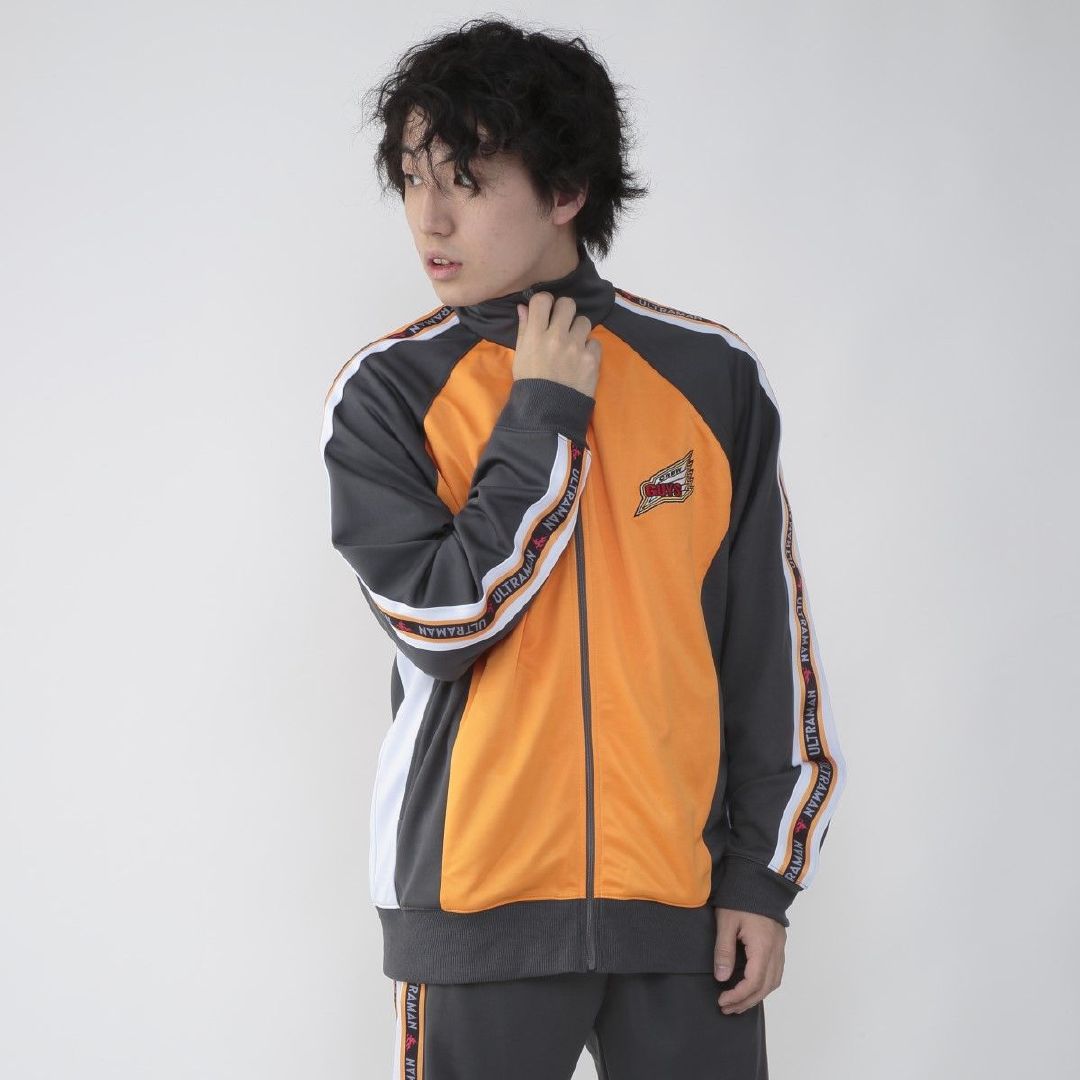 万代fashion 梦比优斯奥特曼 guys队服风格■运动衫 8470円pb链接