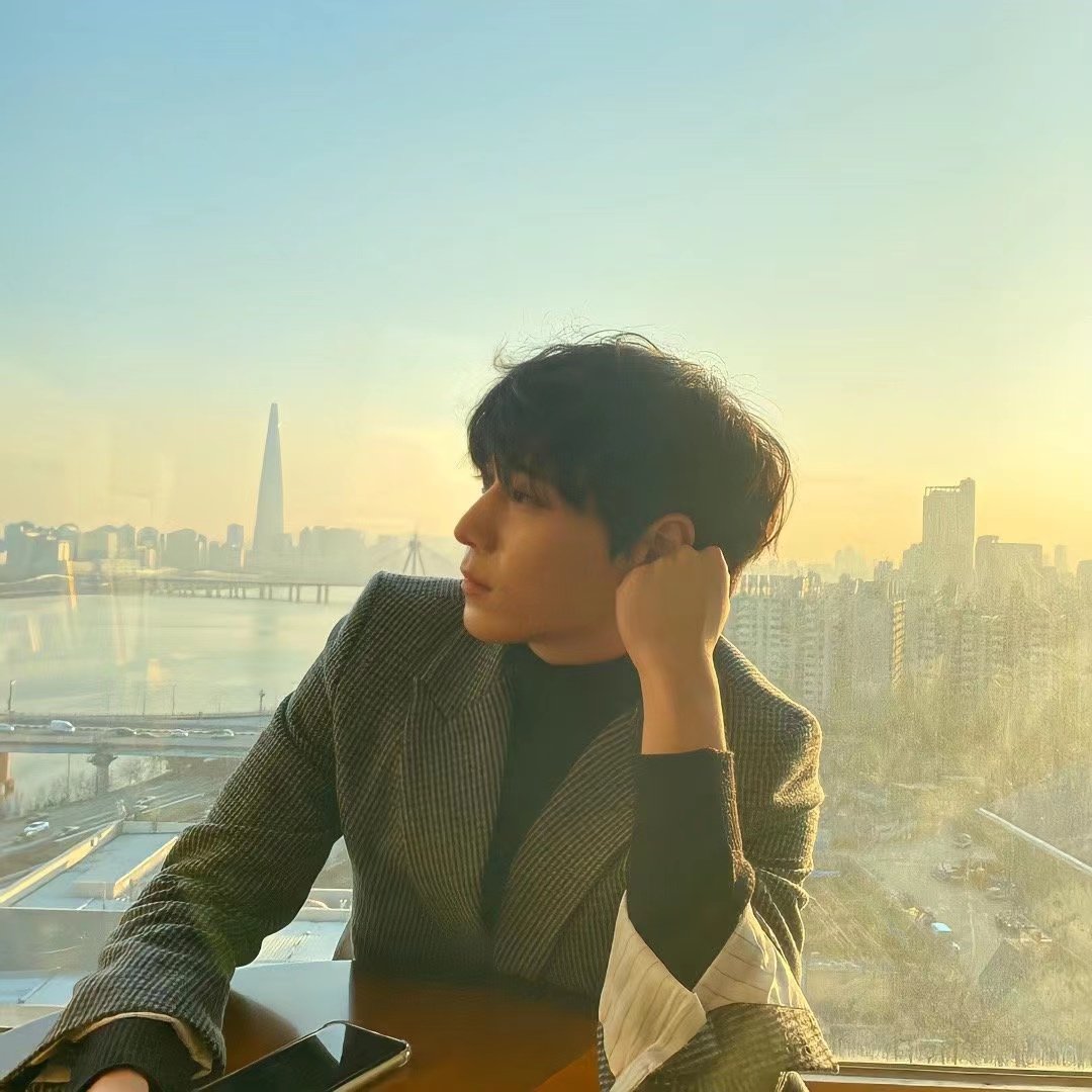 金永大他居然是复旦的