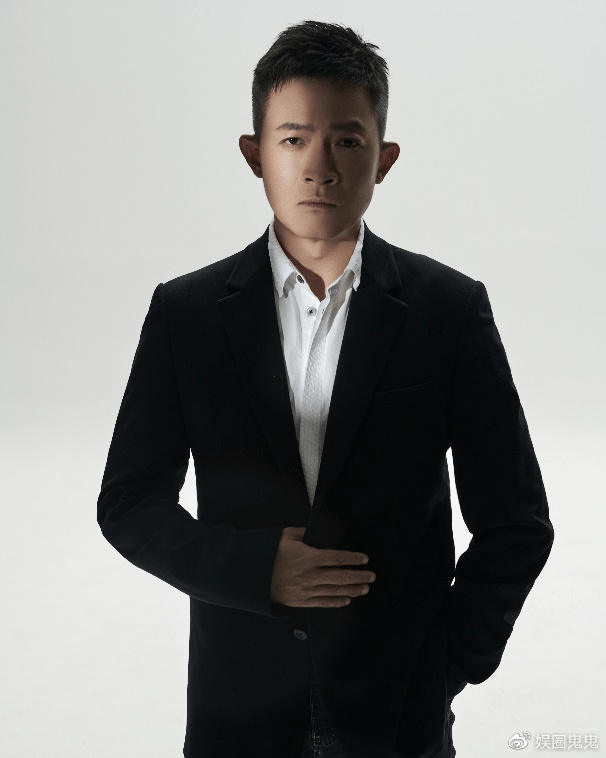杨志刚写真大片释出 诠释诡秘大唐色彩|杨志刚|苍生|写真大片_新浪新闻