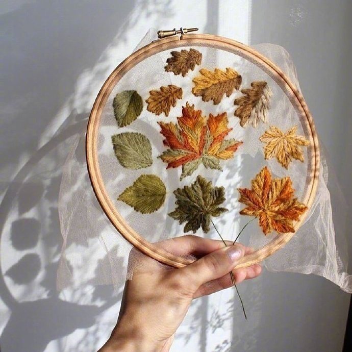 一些心灵手巧的绣花作品,配色很美!