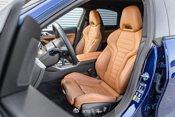 高性能玩具：特斯拉Model3、极星2和BMW i4 M50休闲区蓝鸢梦想 - Www.slyday.coM