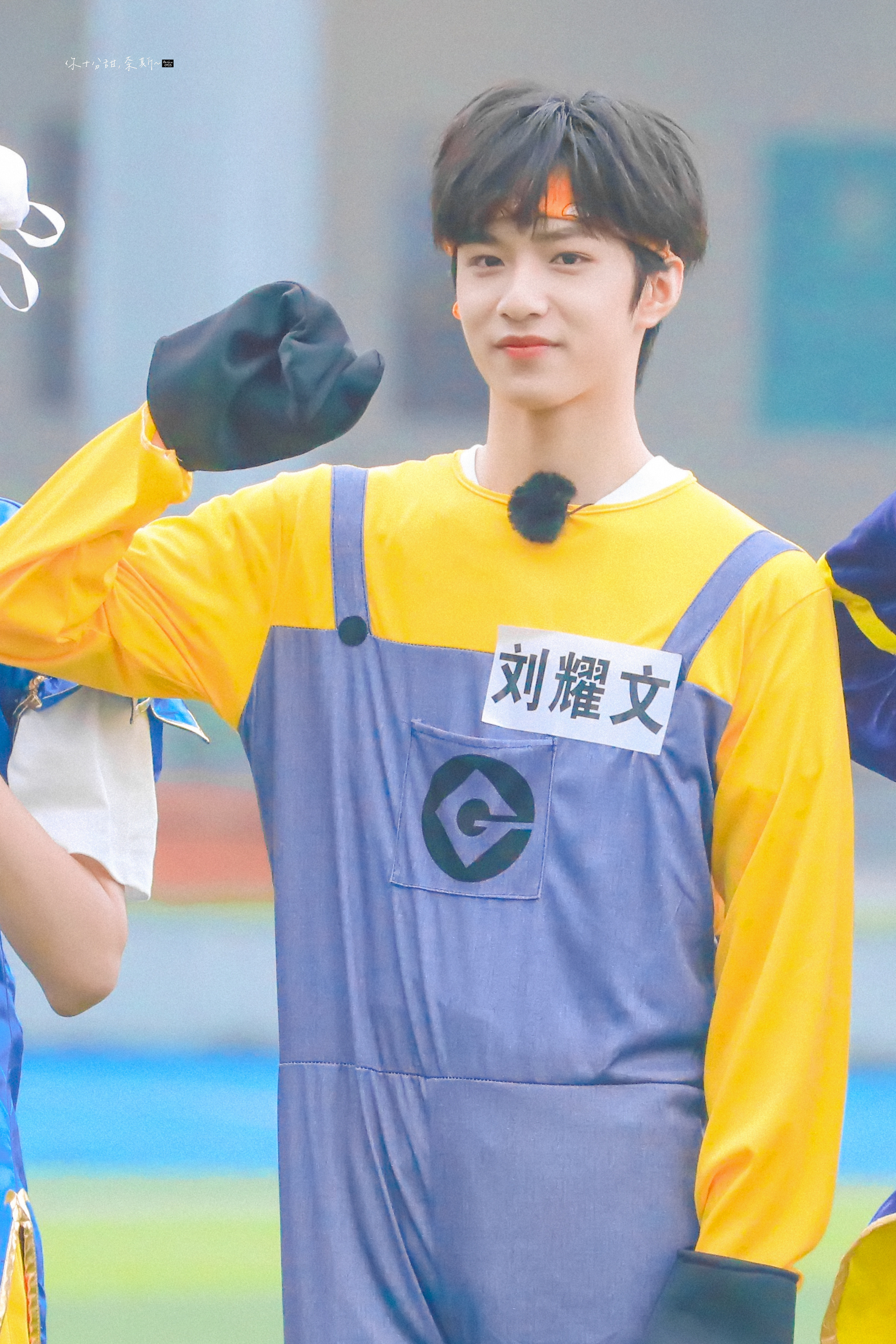 夏天的风我永远记得如同场上飞奔的那抹明黄色的光95终有一天劈