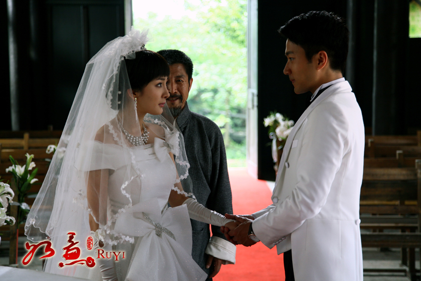 民国苦情剧回顾:《娘妻》妻子当妈太雷人,杨幂刘恺威定情作狗血