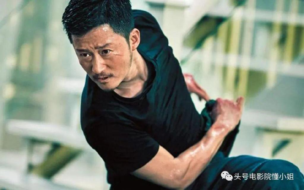 《独行月球》票房破6亿，沈腾扛核弹太空漫步，拍打戏比吴京还猛休闲区蓝鸢梦想 - Www.slyday.coM