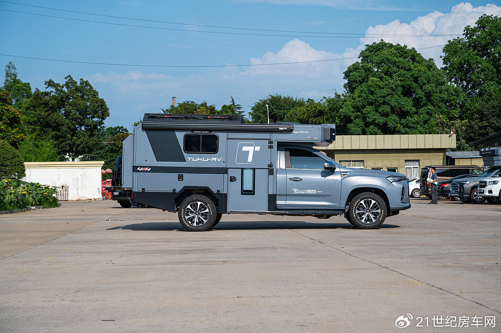 三段式硬升顶专利技术独此一家!实拍途酷神龙大侠皮卡房车