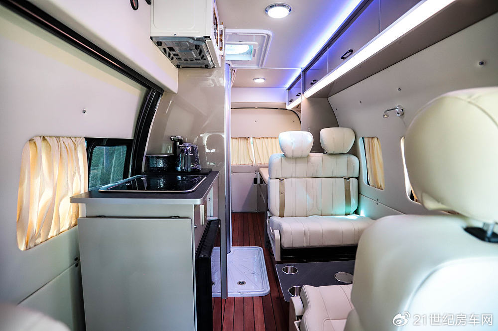以188万元轻松拥有b型旅居车实拍福生风景g9