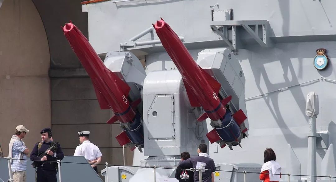 英国第二代舰空导弹,世上第一款在实战中成功拦截导弹的舰空导弹