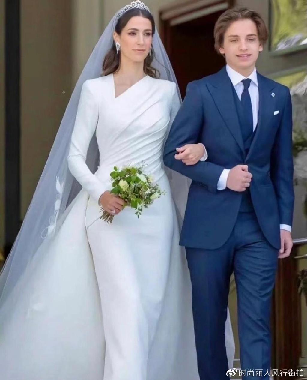 约旦王储妃也太漂亮了!穿婚纱被小叔子领进场,二王子颜值超帅__财经头条