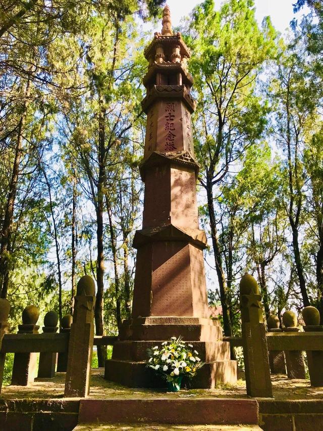 地址:   山东省泰安市岱岳区房村镇磨山峪村    大青山革命