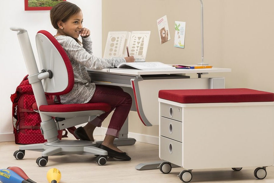 国外进口儿童家具moll学习书桌套装 实现健康坐姿的有效途径