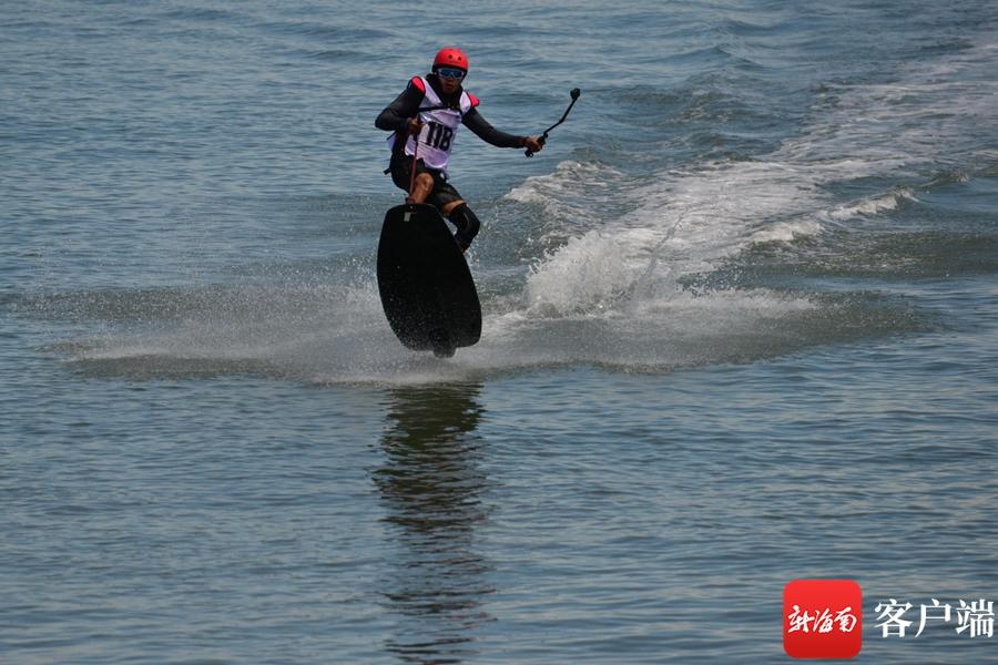 原创组图丨海南亲水活动 市民乐在其中休闲区蓝鸢梦想 - Www.slyday.coM