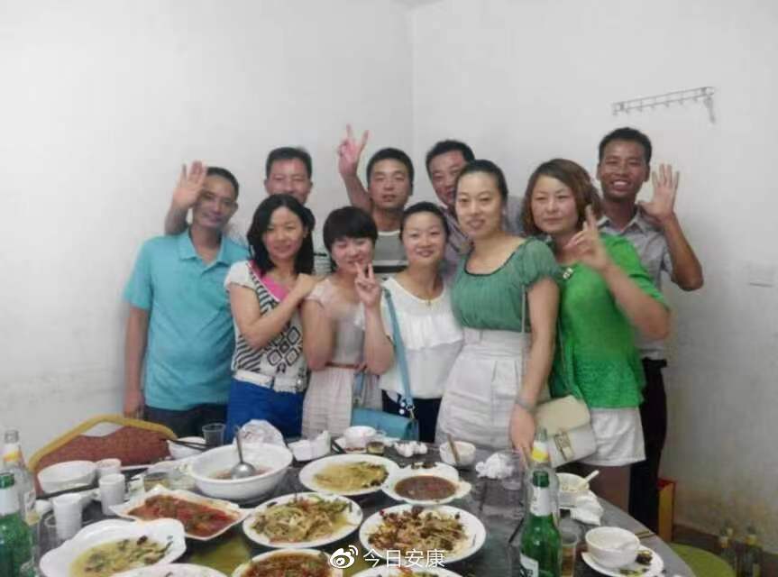 朋友聚会祝酒词技巧 如何说出精彩祝酒词