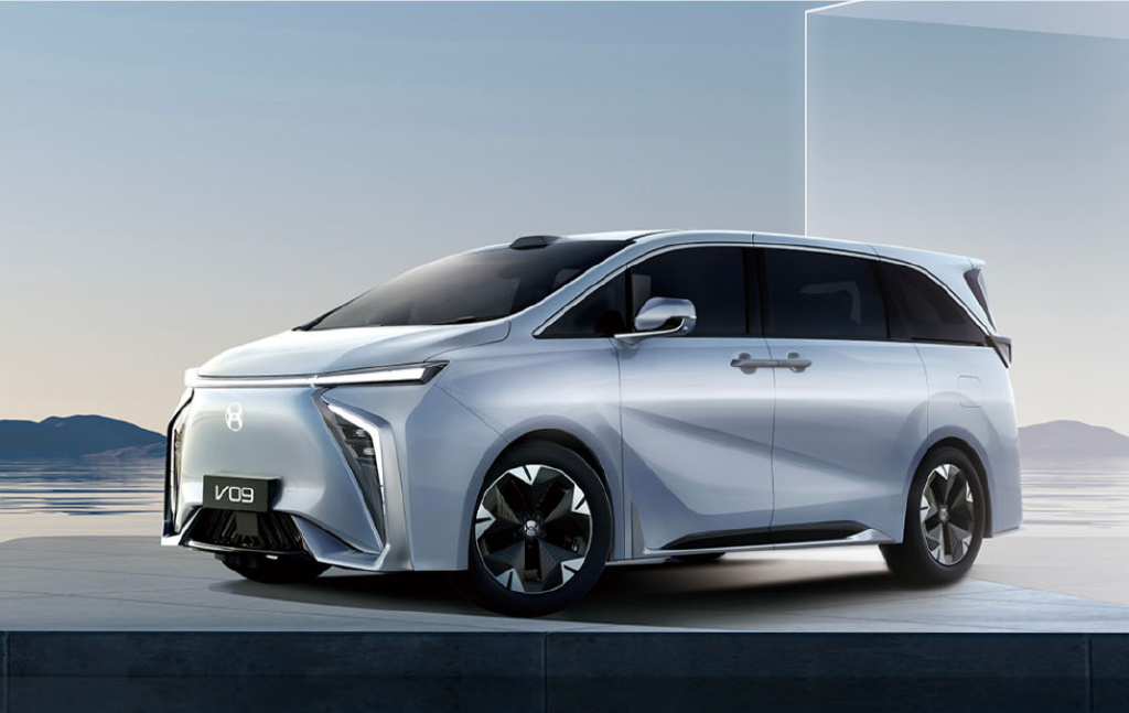 纯电mpv新蓝海,合创v09抓住了一个最好的机会-新浪汽车