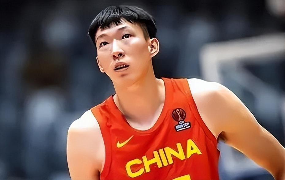 周琦特训!备战中国男篮比赛,4年前尴尬重现:或无球可打