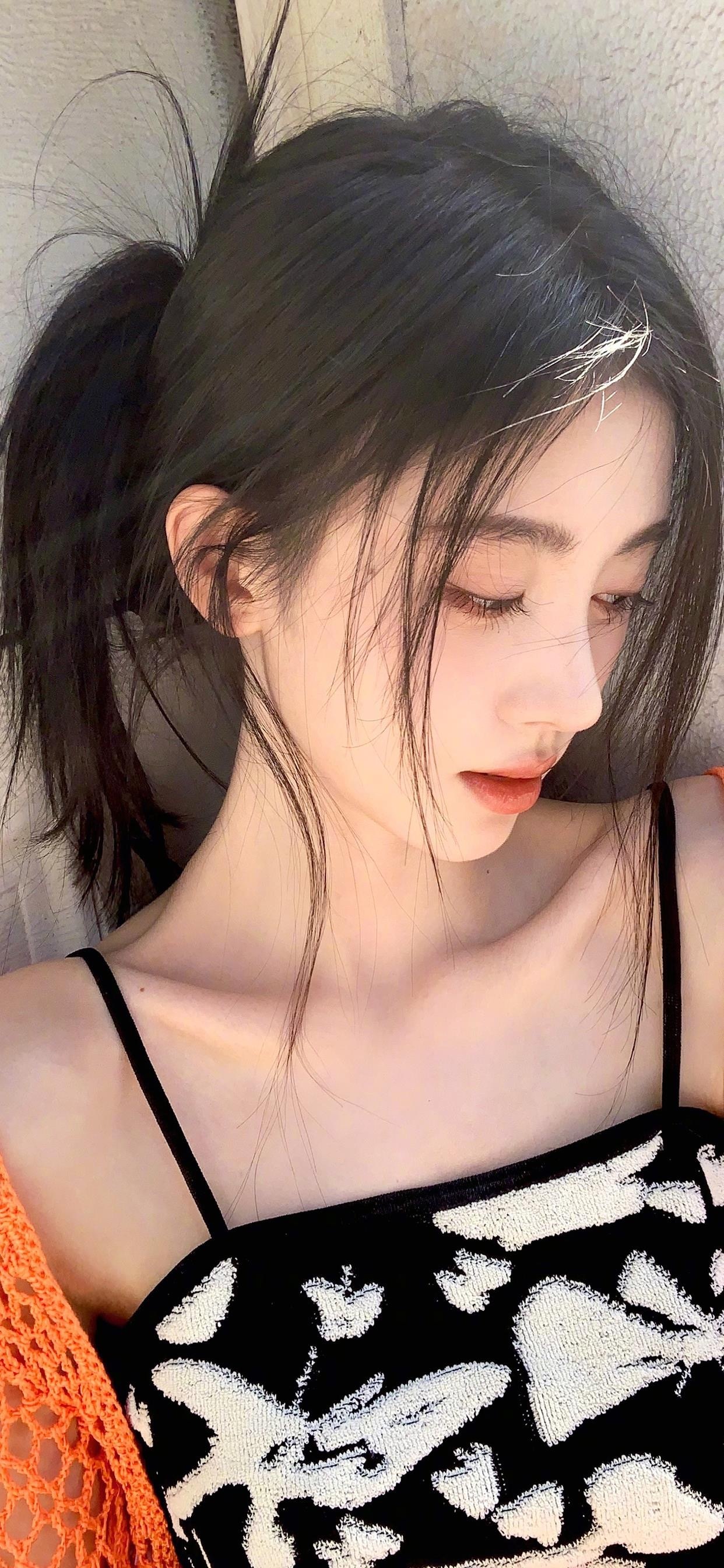 鞠婧祎锁屏壁纸 - 星座主题桌面 - 实验室设备网