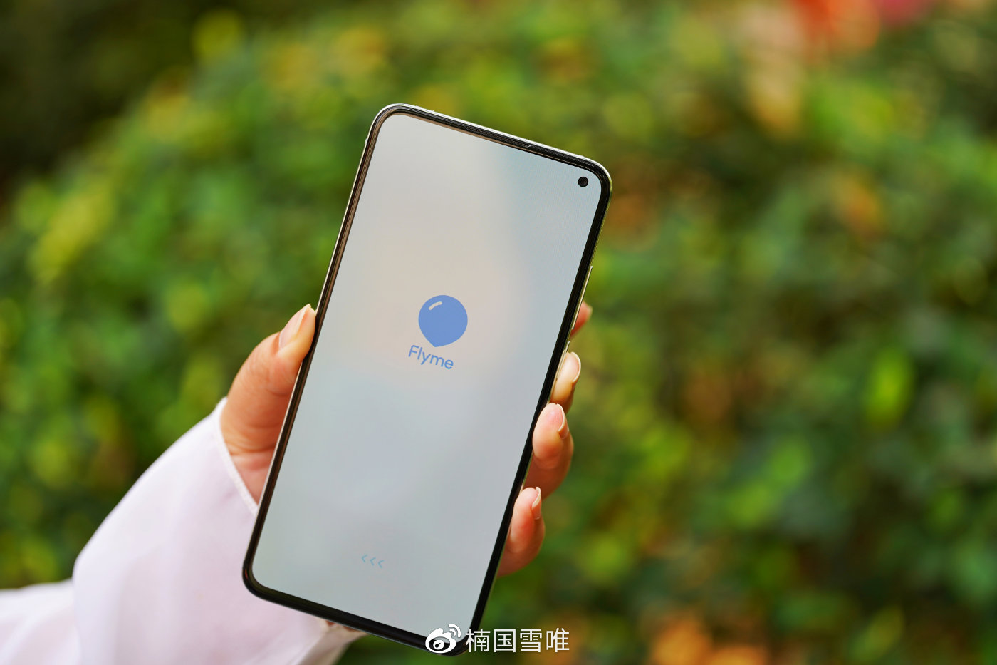 【原创首发】魅族17pro天青色开箱,5g颜值真旗舰