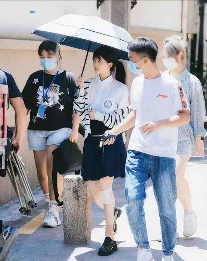 赵露思新戏《偷偷藏不住》,多次遭“代拍”被剧透,剧组怒发声明休闲区蓝鸢梦想 - Www.slyday.coM 赵露思新戏《偷偷藏不住》,多次遭“代拍”被剧透,剧组怒发声明休闲区蓝鸢梦想 - Www.slyday.coM