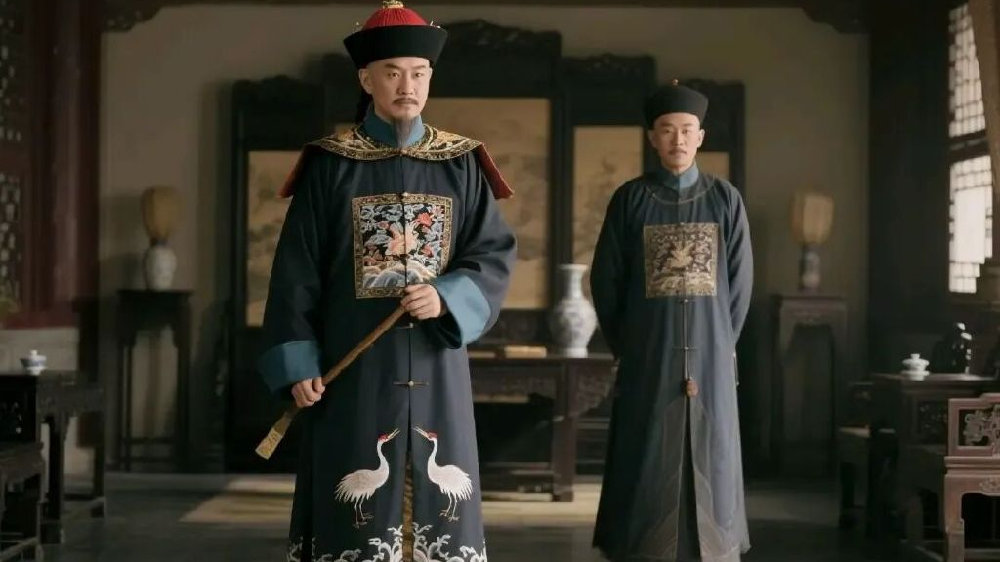 清朝的吏部左侍郎与右侍郎,谁的地位更高、权力更大?|吏部尚书|尚书|汉人|排名|组织架构_新浪新闻