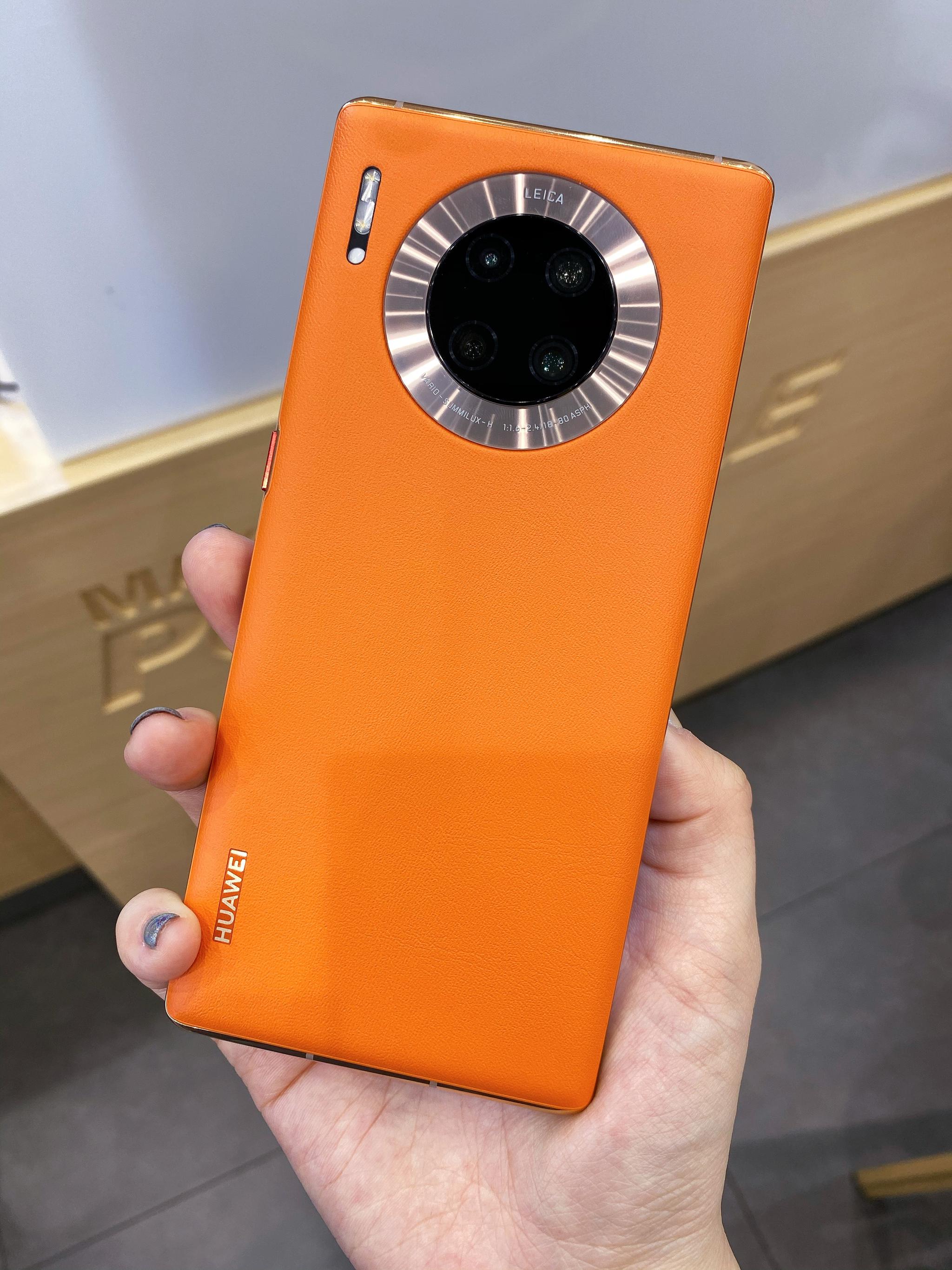 我买了个华为这个曲面屏的,昨儿看姐妹用的好喜欢