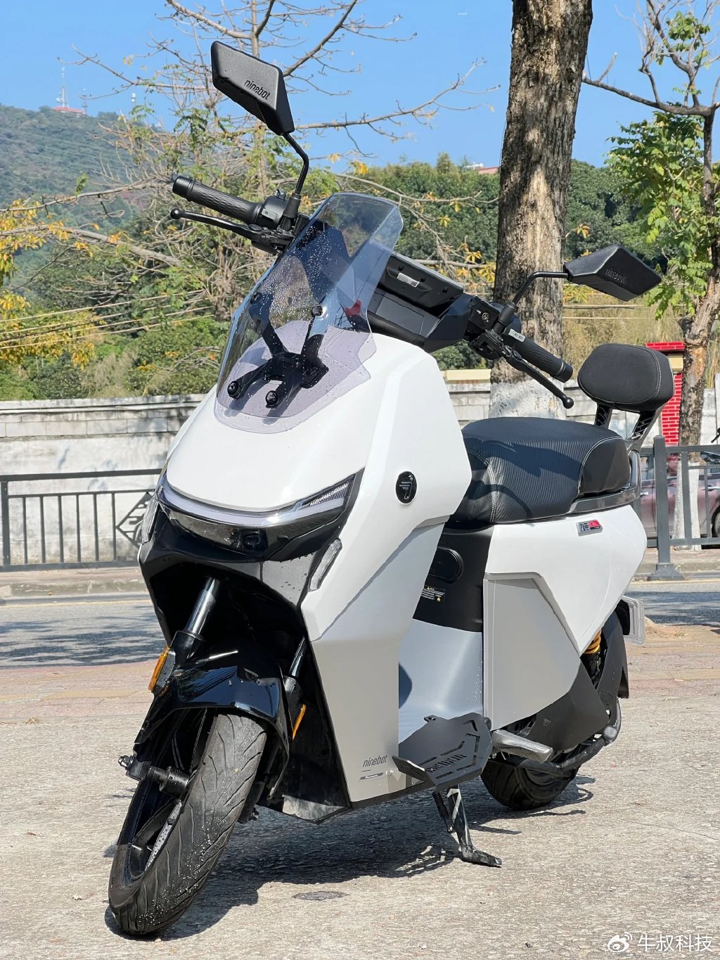 九号成新中产三件套九号猎户座体验分享科技骑行堪比特斯拉