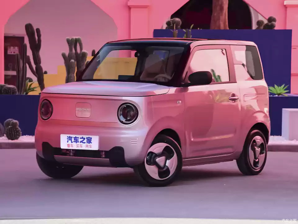 吉利熊猫mini于12月30日亮相，比五菱强？续航200km，有快充-新浪汽车