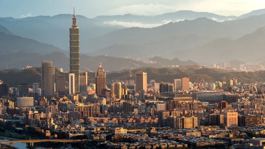 刘和平：蔡英文首度证实美军在台，目的何在？休闲区蓝鸢梦想 - Www.slyday.coM