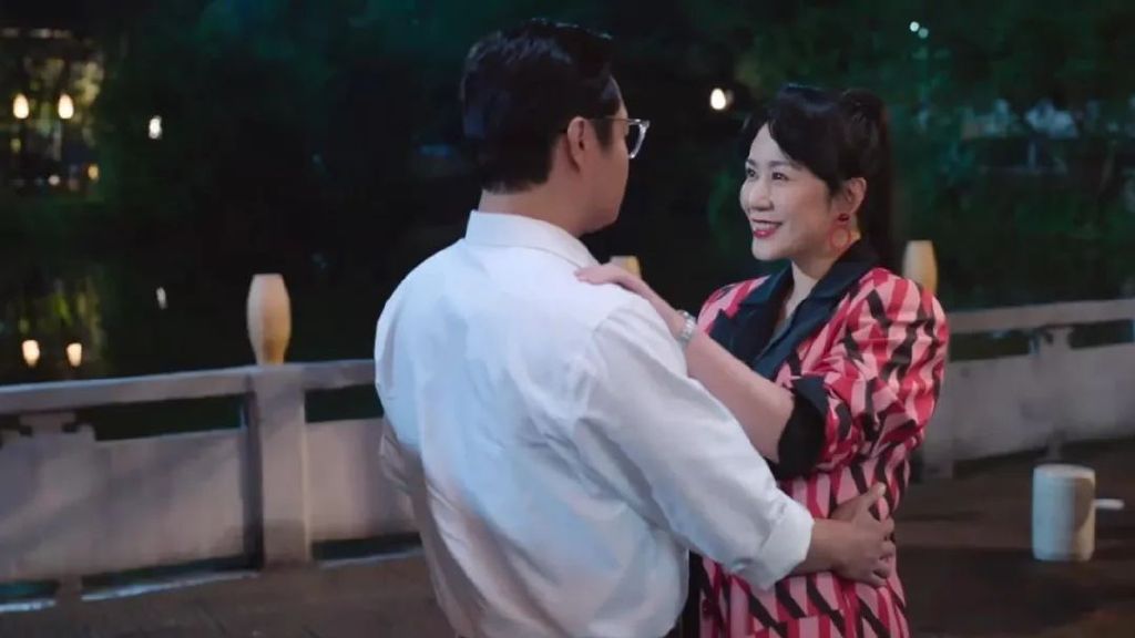 打个巴掌再赏个甜枣,脱掉底裤换票房的开心麻花,连脸都不要了休闲区蓝鸢梦想 - Www.slyday.coM 打个巴掌再赏个甜枣,脱掉底裤换票房的开心麻花,连脸都不要了休闲区蓝鸢梦想 - Www.slyday.coM