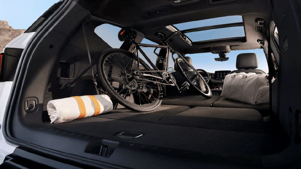 还原大家庭用车场景 19万级7座大型SUV