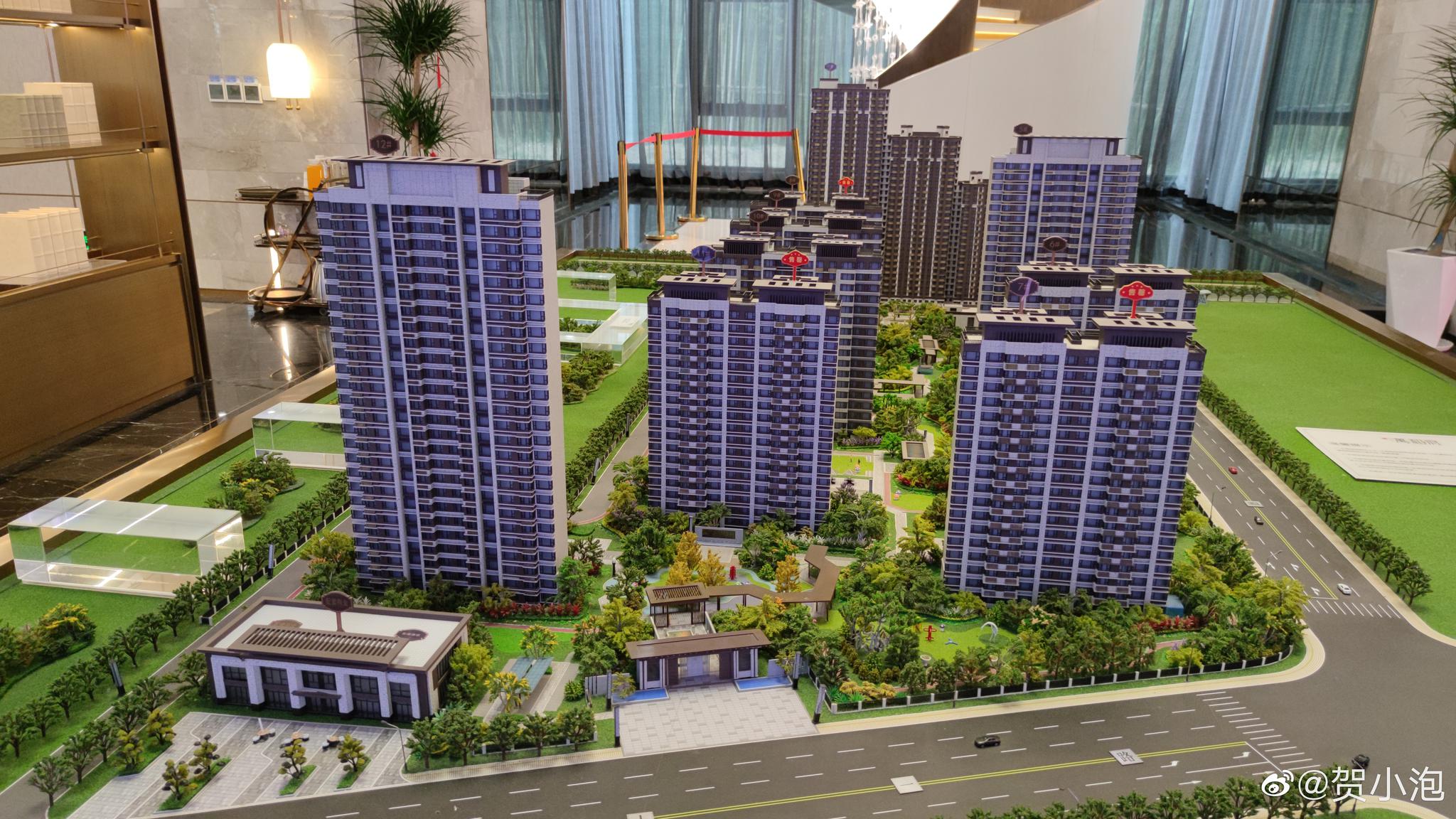 上午去了和谐片区远洋万和府看看大约不到11点到的