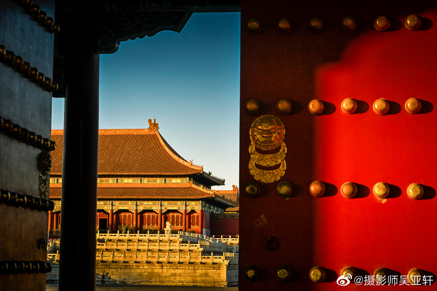 中国红，开门红！__财经头条