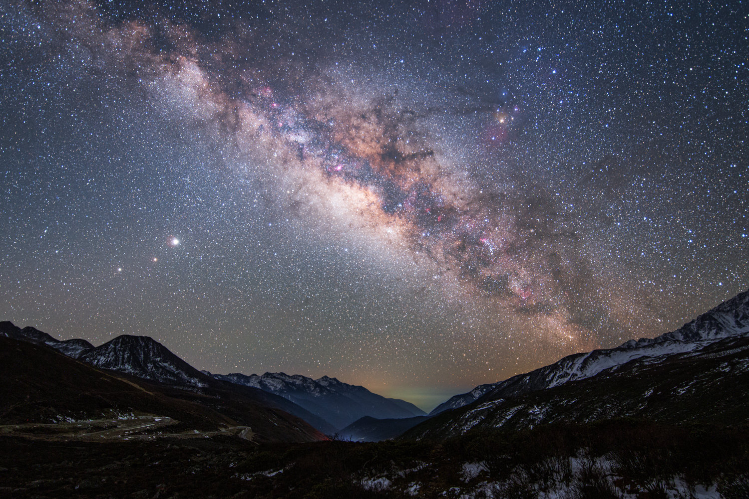 好久没有看到高原那片纯净的星空了……__财经头条