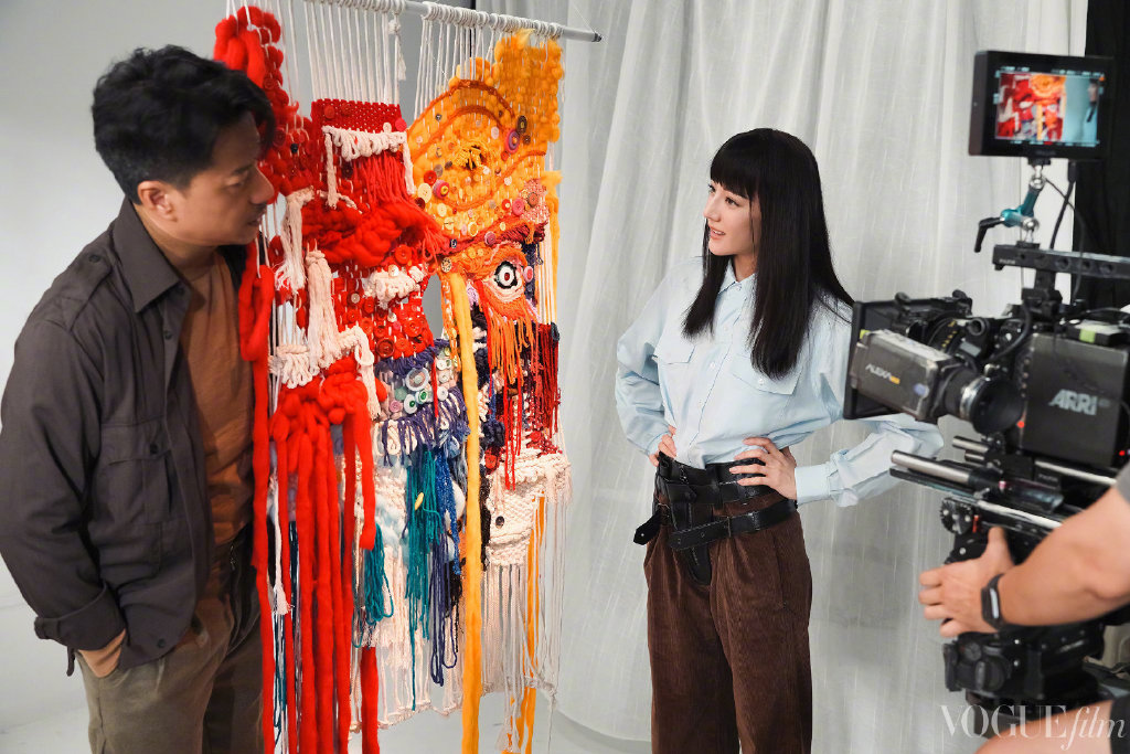 迪丽热巴段奕宏杂志大片曝光,氛围感拉满,撞脸《杀手不太冷》休闲区蓝鸢梦想 - Www.slyday.coM 迪丽热巴段奕宏杂志大片曝光,氛围感拉满,撞脸《杀手不太冷》休闲区蓝鸢梦想 - Www.slyday.coM