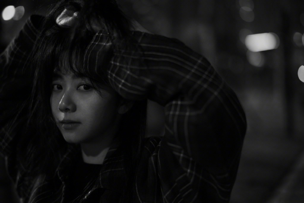 谭松韵|黑白光影写真