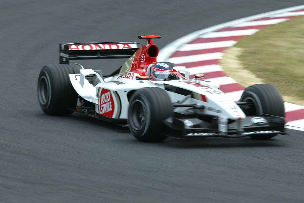 167万元买台本田f1赛车引擎回家如何佐藤琢磨这引擎我熟悉啊