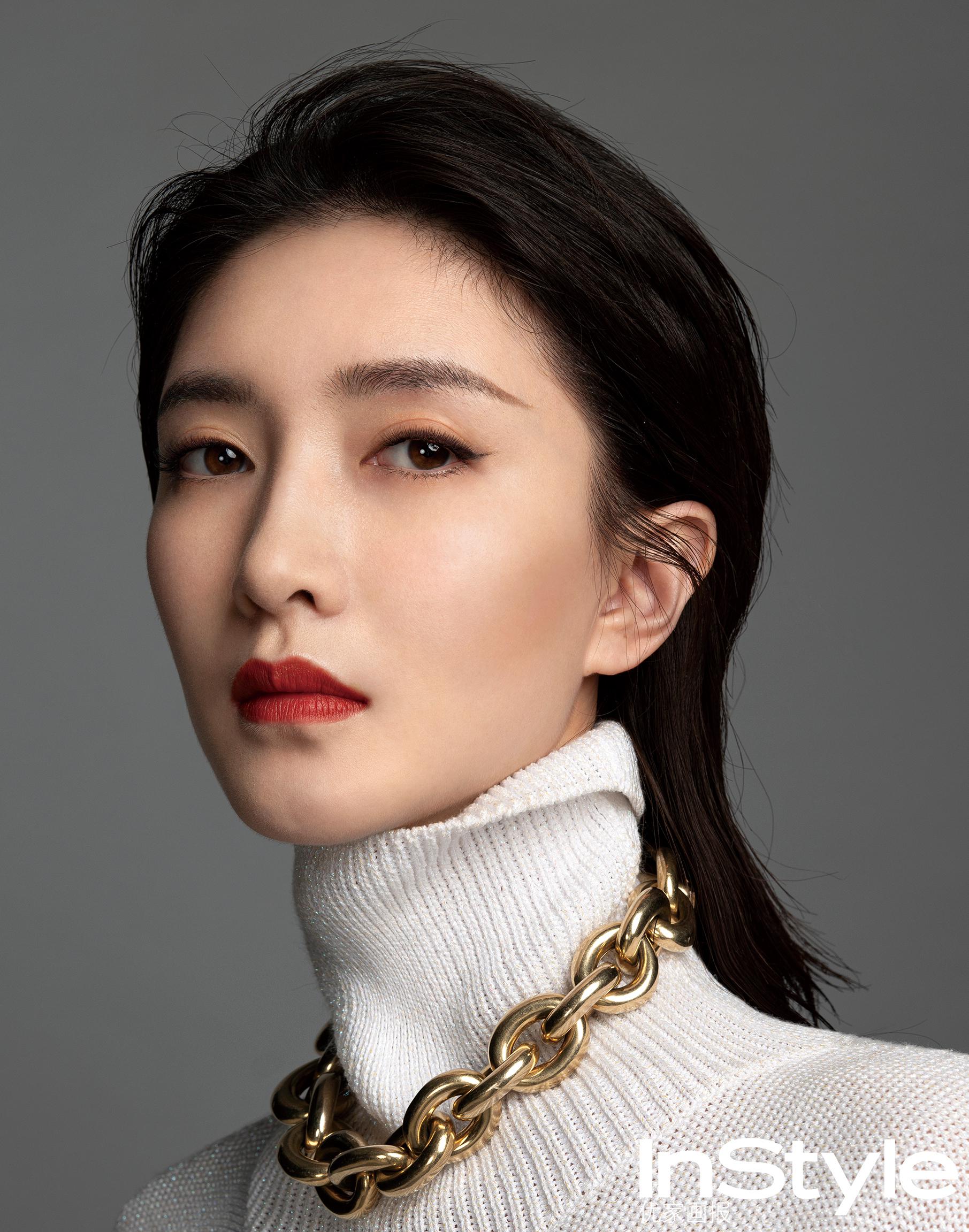 江疏影登最新《优家画报instyle》封面,狙击人心的红唇黑发