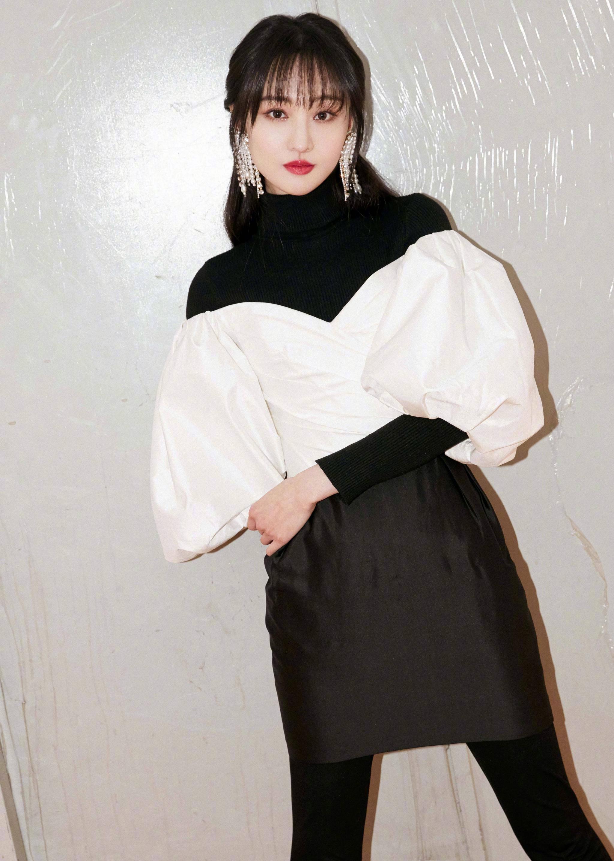 2020金鹰女神票选,小花竞争激烈,你希望最后花落谁家?