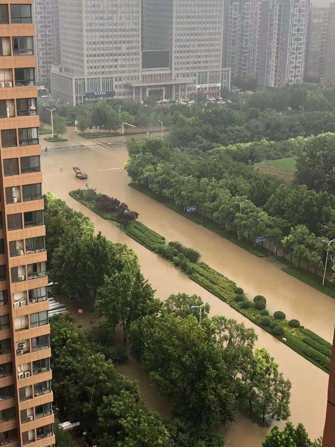 《国际金融报》记者直击河南新乡暴雨