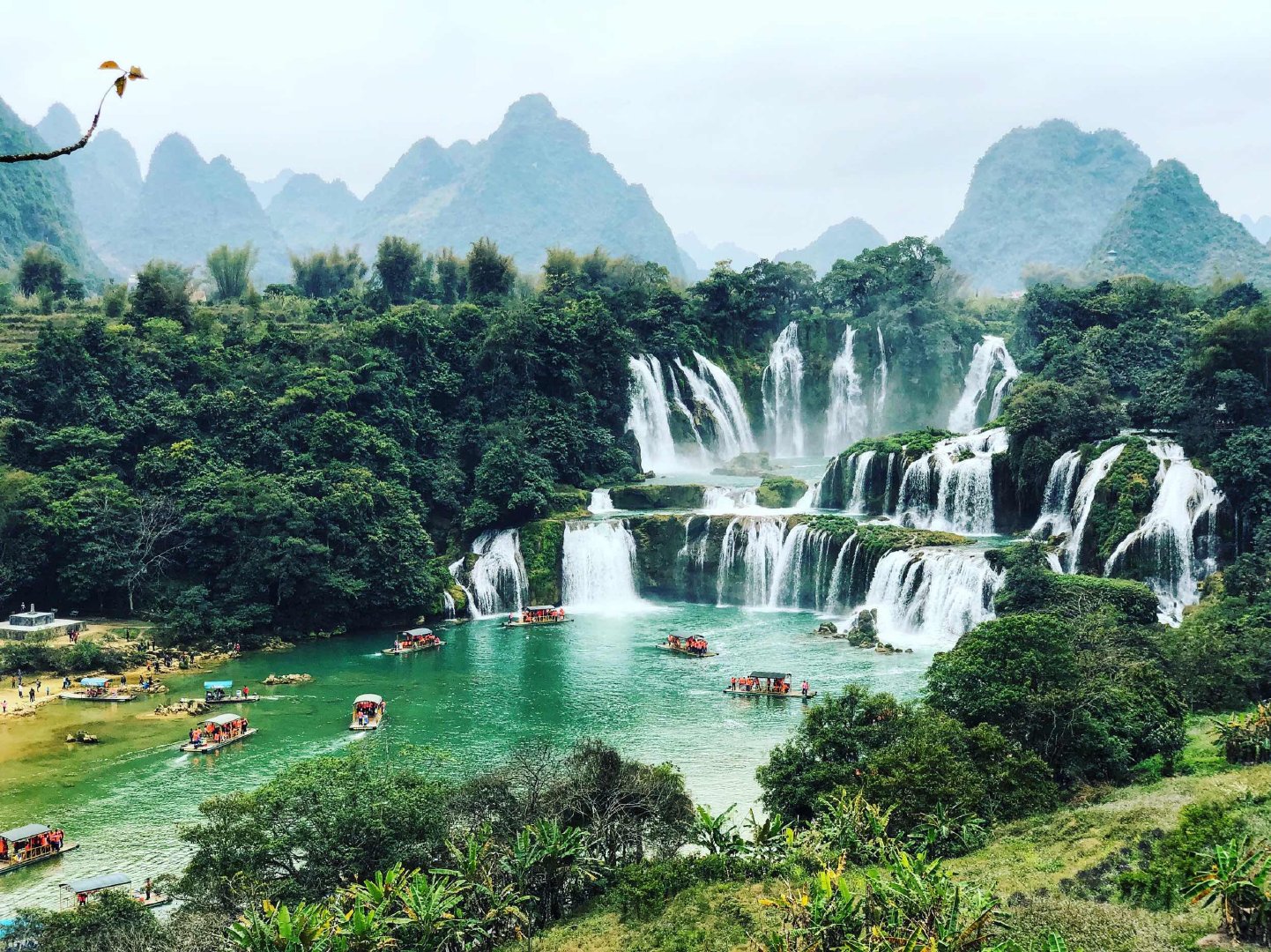 亚洲第一大瀑布--广西崇左德天跨国瀑布_高清图集_新浪网