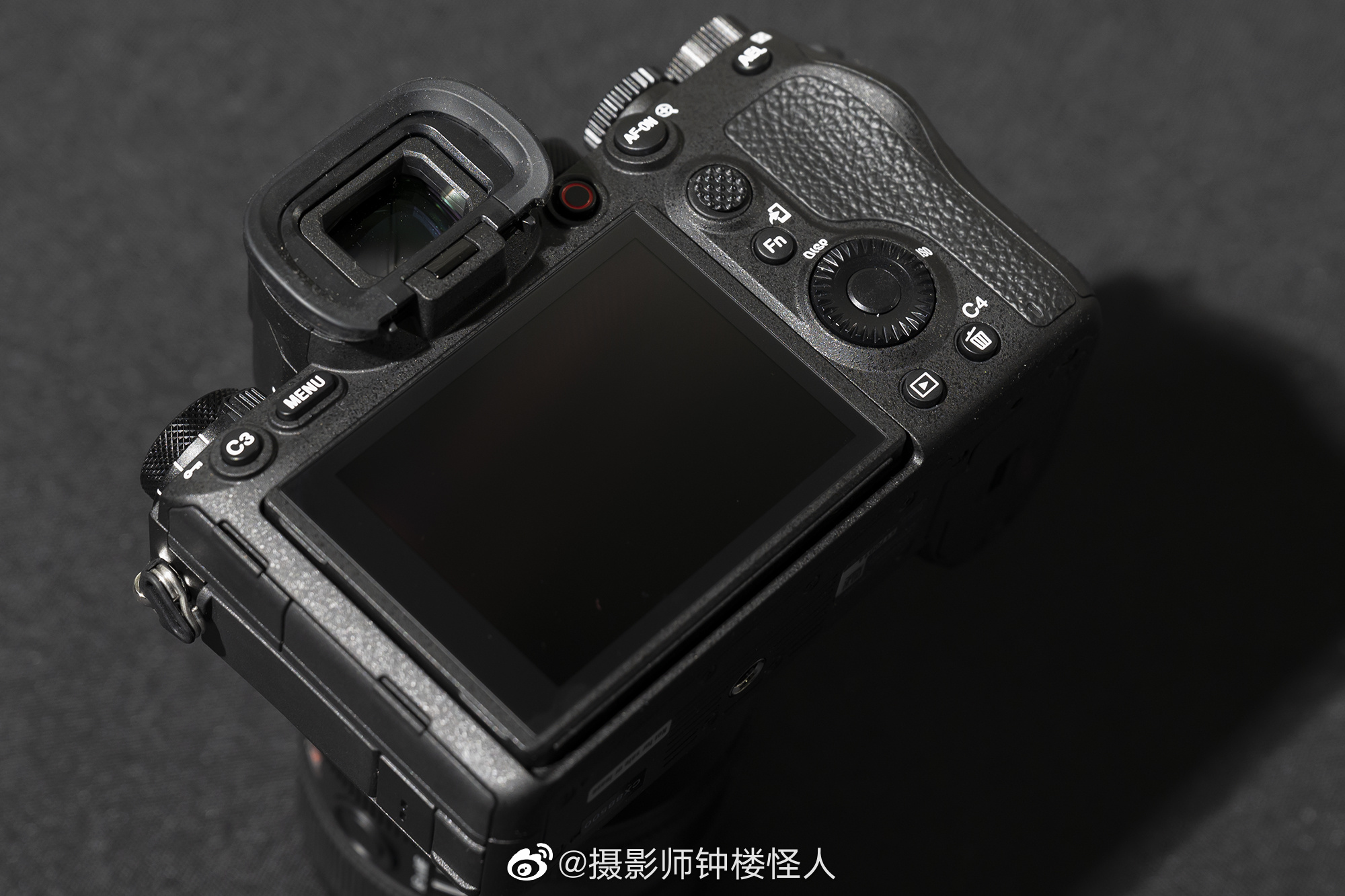 下午参加索尼alpha1体验会现场拍摄的一组索尼alpha1的外观图