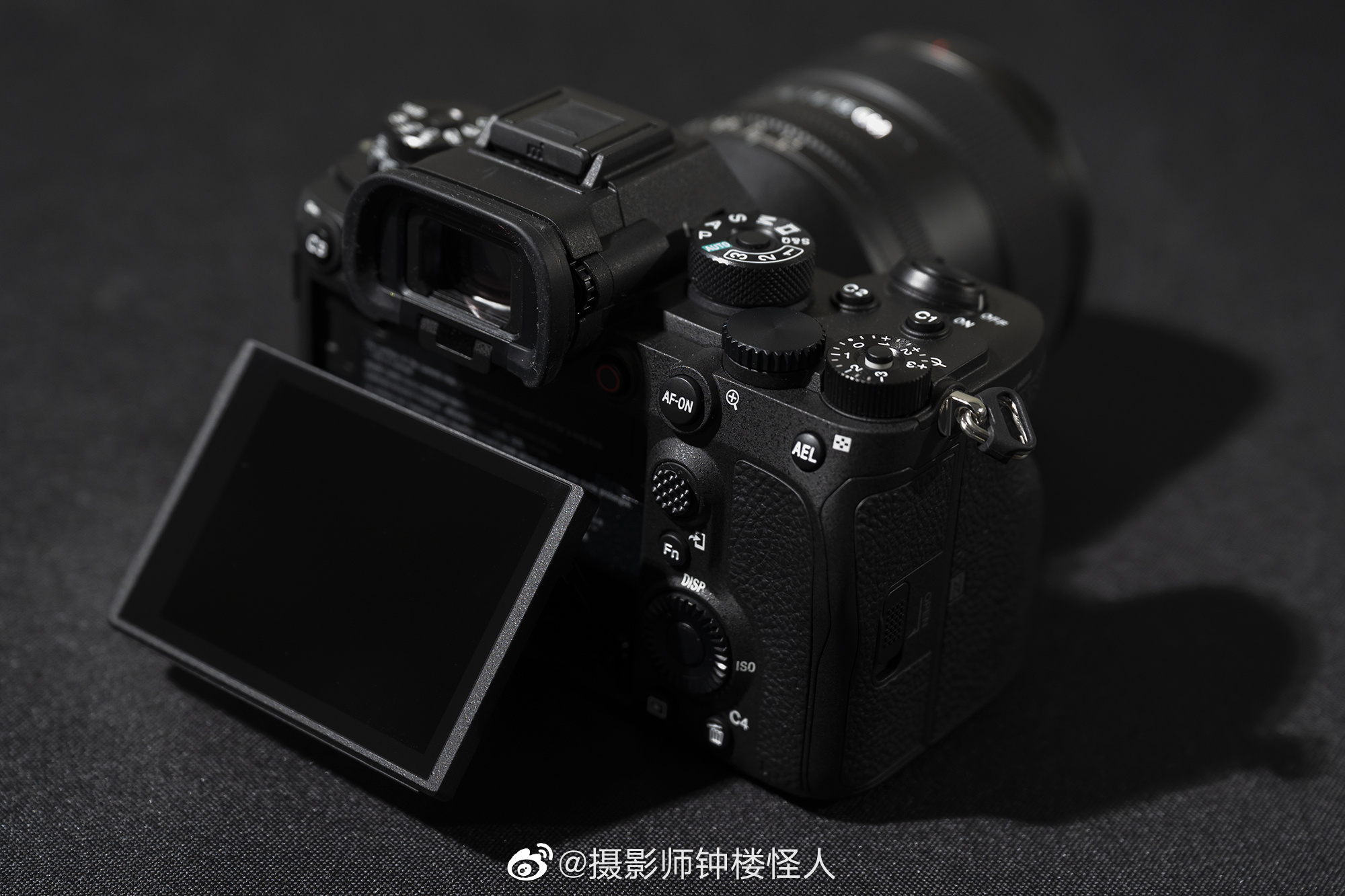 下午参加索尼alpha1体验会现场拍摄的一组索尼alpha1的外观图