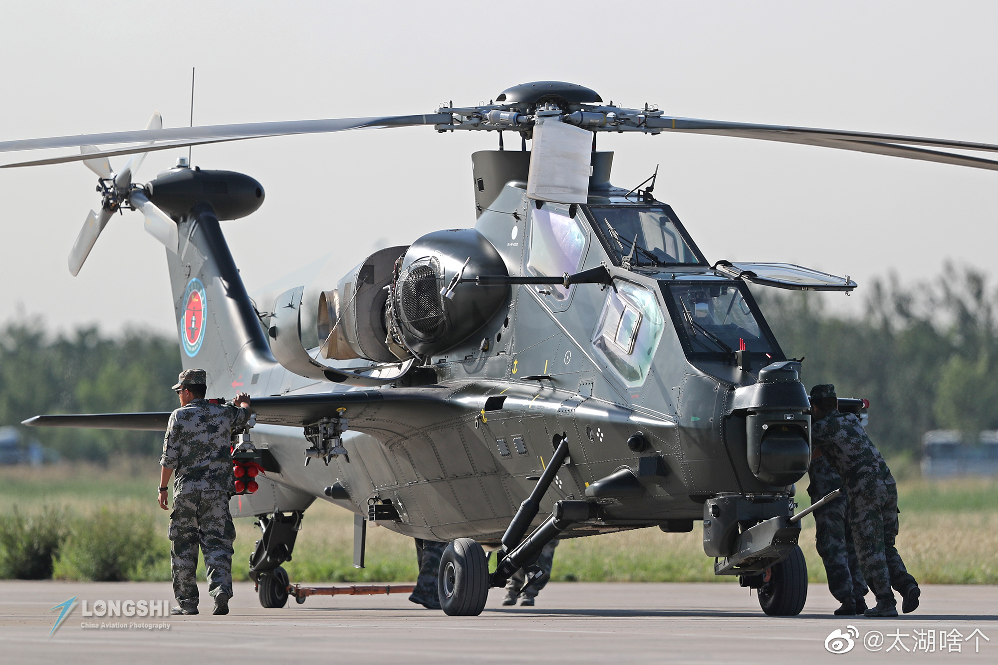 今天5月10日,就发直-10武装直升机,威武霸气!