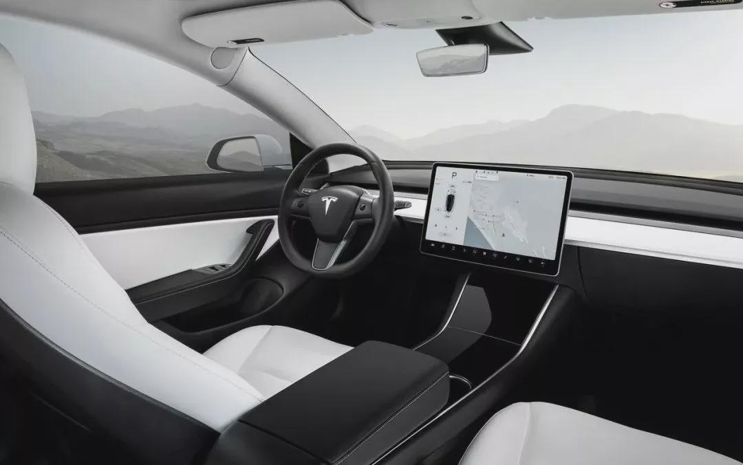 手握30万元，一汽-大众ID.6 CROZZ和特斯拉Model Y谁更值得买？